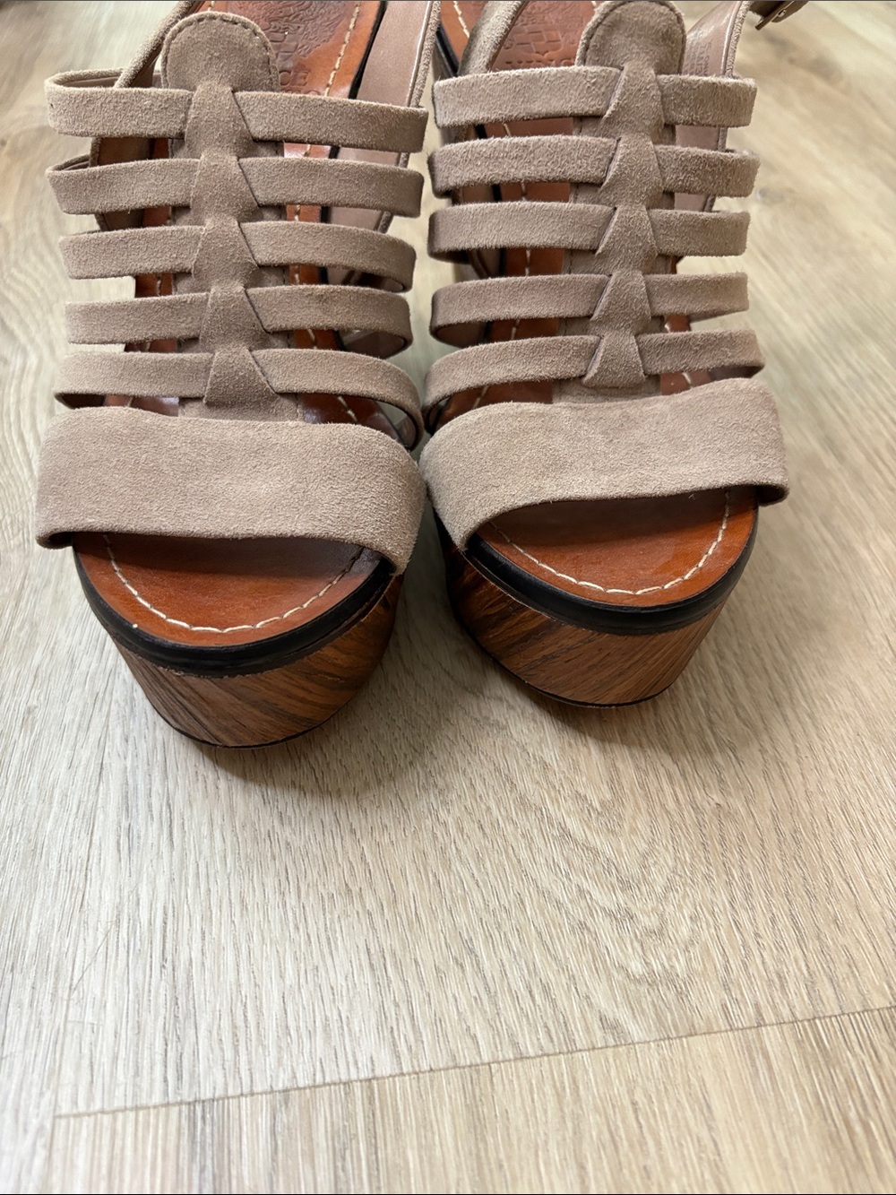 Vince Camuto Onia Suede Wooden Platform Wedge Sandals Size 7 summer leather wood - Picture 3 of 12